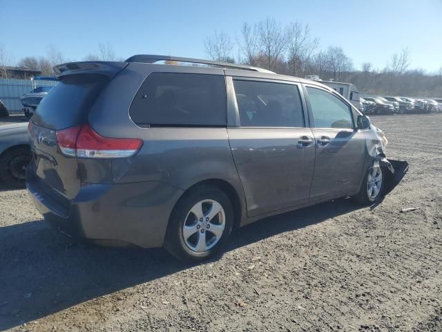 2011 Toyota Sienna LE