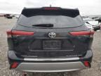 2020 Toyota Highlander Platinum