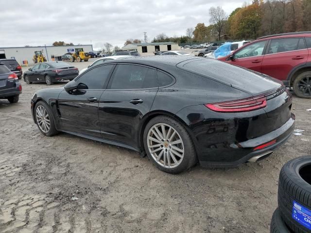 2018 Porsche Panamera 4