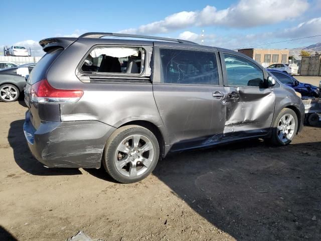 2013 Toyota Sienna LE