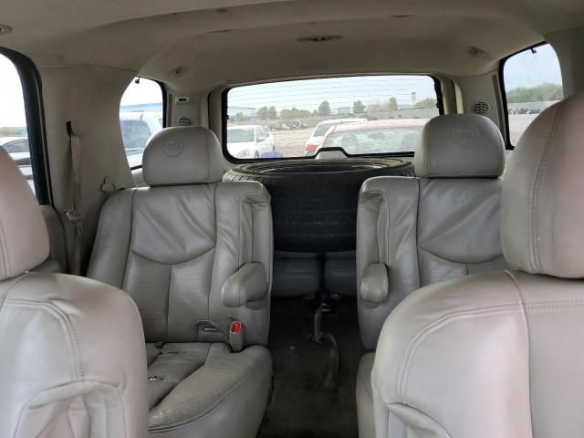 2003 Cadillac Escalade Luxury