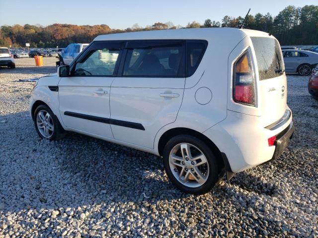 2011 KIA Soul +