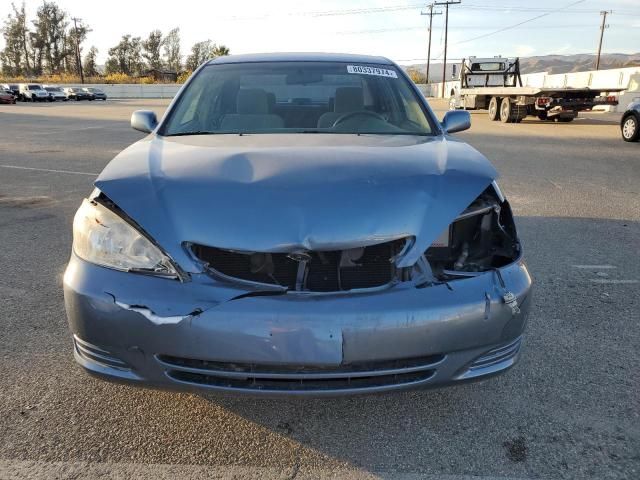 2004 Toyota Camry LE