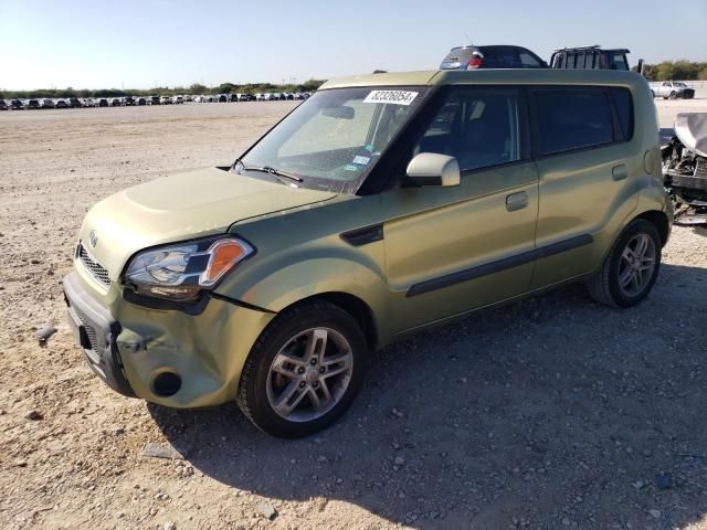 2010 KIA Soul +