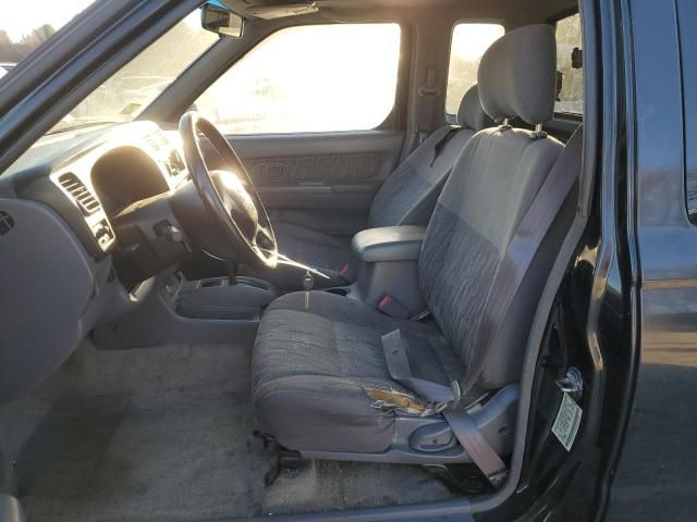 2000 Nissan Frontier King Cab XE