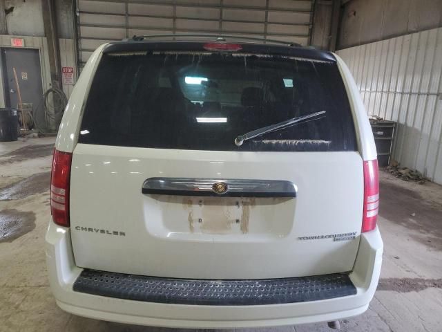 2010 Chrysler Town & Country Touring