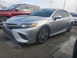 Carros dañados por inundaciones a la venta en subasta: 2020 Toyota Camry SE