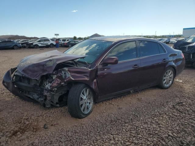 2005 Toyota Avalon XL