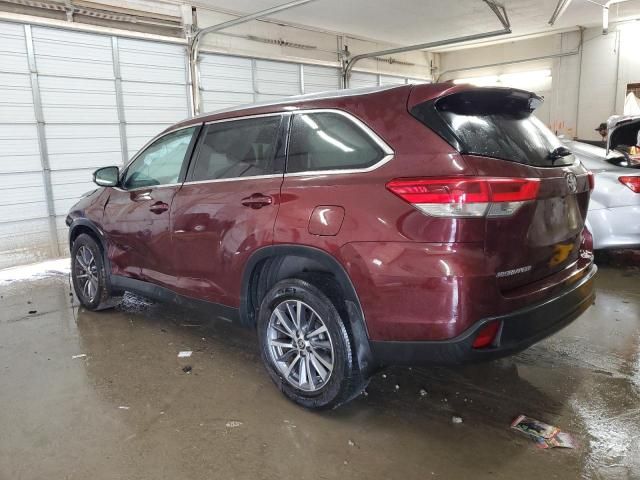 2019 Toyota Highlander SE