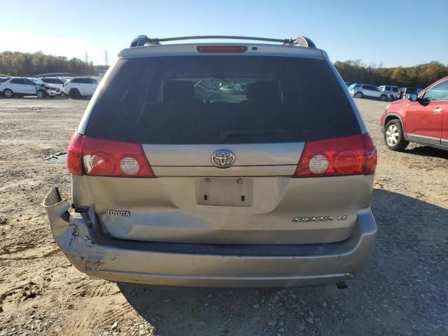 2006 Toyota Sienna CE