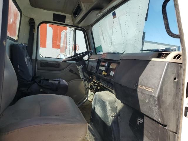 2002 International 4000 4800