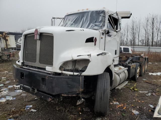 2011 Kenworth Construction T400