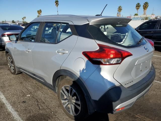 2019 Nissan Kicks S