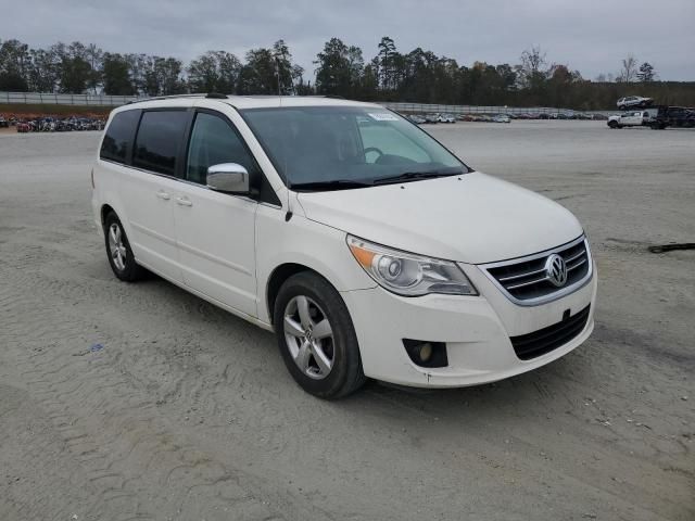 2009 Volkswagen Routan SEL Premium