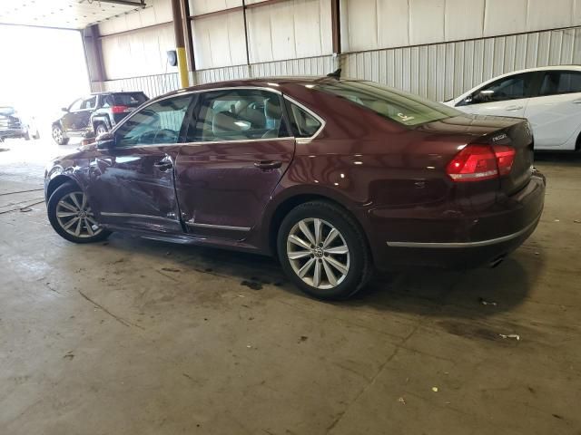 2012 Volkswagen Passat SEL