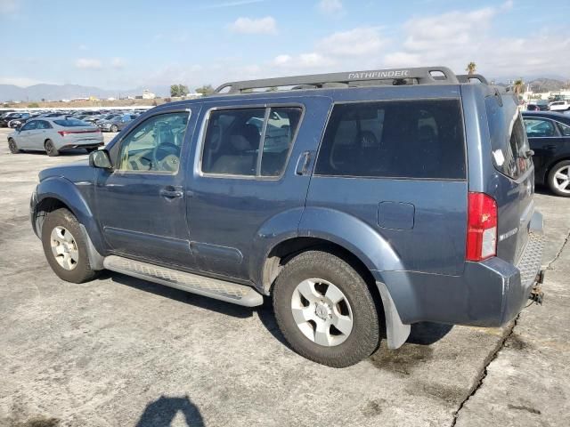 2006 Nissan Pathfinder LE