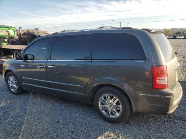 2010 Chrysler Town & Country Limited