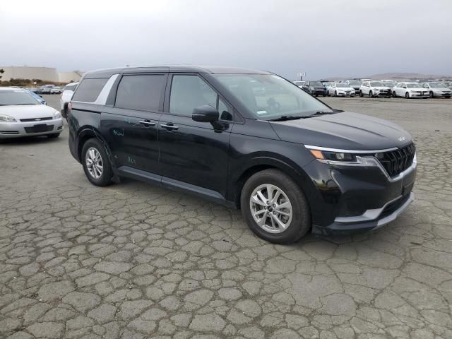 2022 KIA Carnival LX