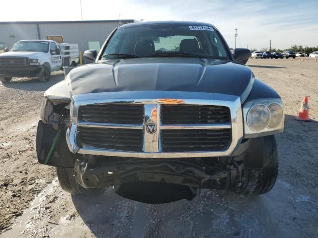 2005 Dodge Dakota Quad SLT