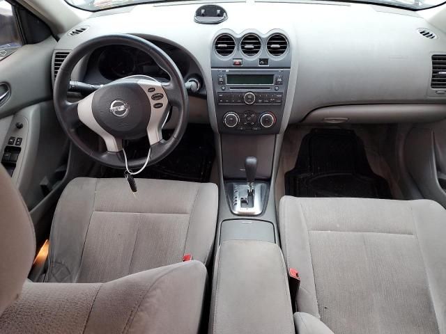 2010 Nissan Altima Base