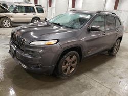 Carros salvage sin ofertas aún a la venta en subasta: 2016 Jeep Cherokee Latitude