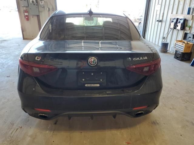 2017 Alfa Romeo Giulia TI Q4