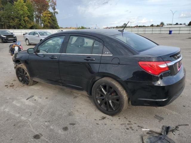 2013 Chrysler 200 Touring