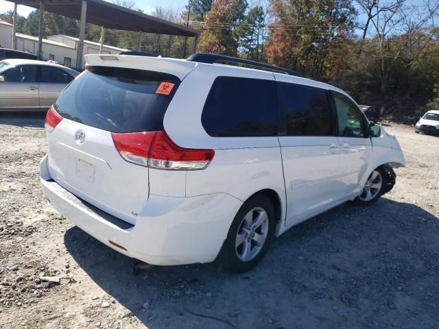 2011 Toyota Sienna LE