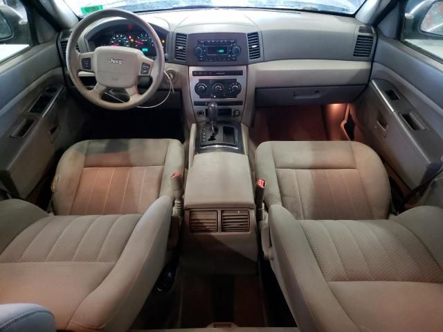 2005 Jeep Grand Cherokee Laredo