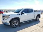 2022 GMC Sierra K1500 SLT