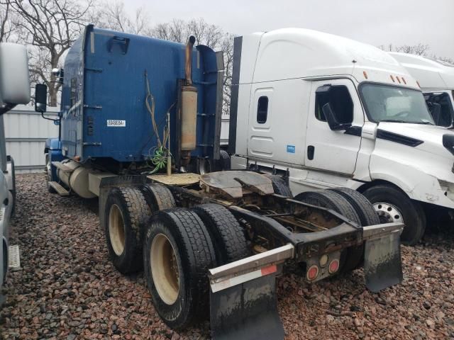 2007 Freightliner Conventional ST120