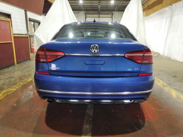 2017 Volkswagen Passat R-Line