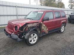 Carros salvage sin ofertas aún a la venta en subasta: 2015 Jeep Patriot Sport