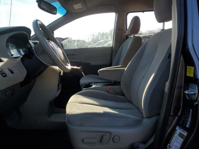 2011 Toyota Sienna Base