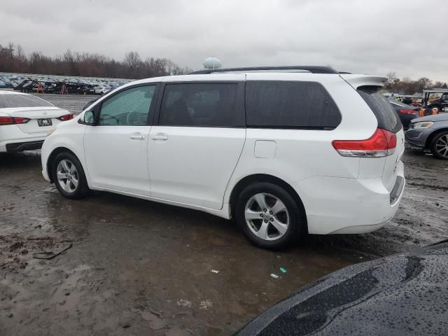 2012 Toyota Sienna LE