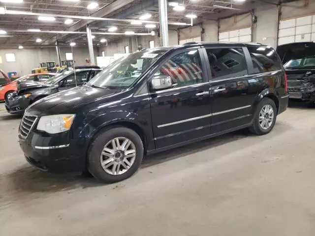 2010 Chrysler Town & Country Limited