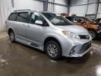 2020 Toyota Sienna XLE