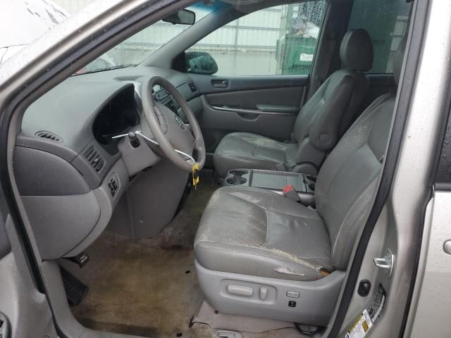 2009 Toyota Sienna CE