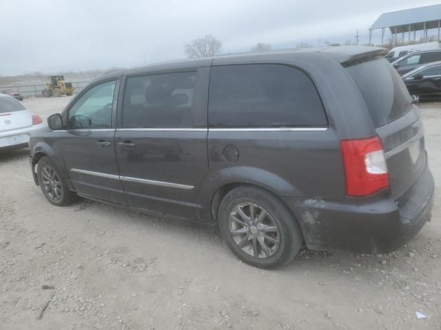 2015 Chrysler Town & Country S