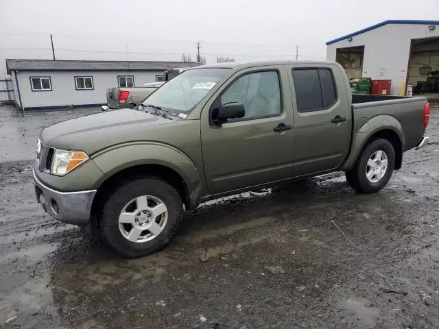 2005 Nissan Frontier Crew Cab LE