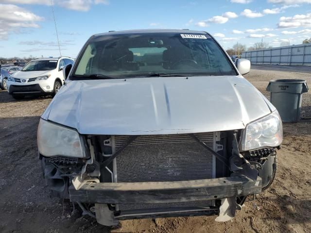 2012 Chrysler Town & Country Touring