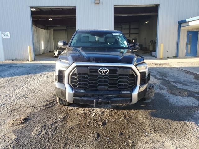 2022 Toyota Tundra Crewmax Limited