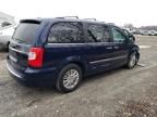 2012 Chrysler Town & Country Limited