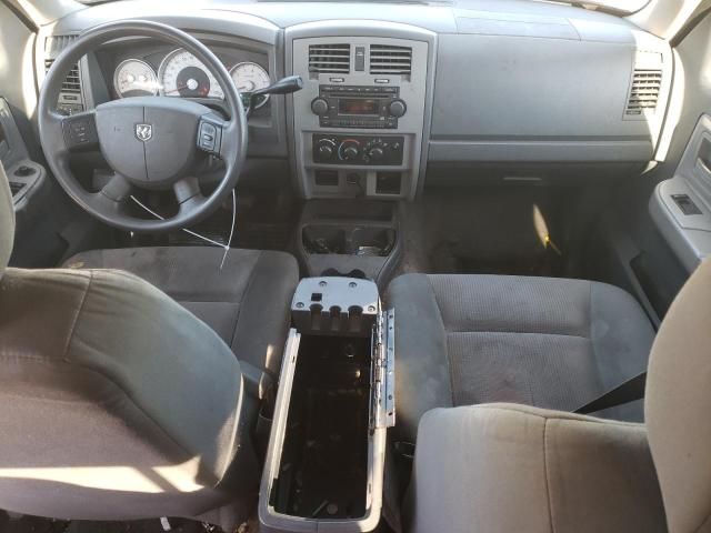 2005 Dodge Dakota Quad SLT