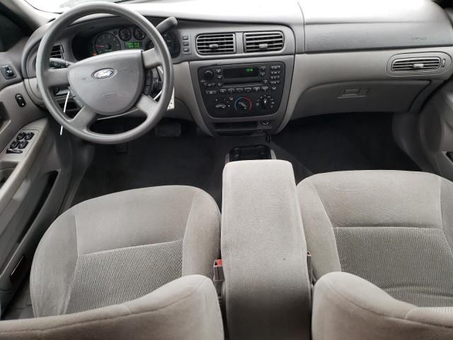 2005 Ford Taurus SE