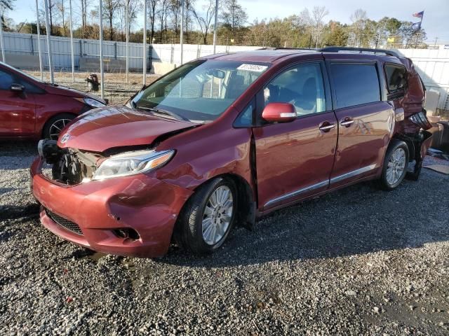 2015 Toyota Sienna XLE