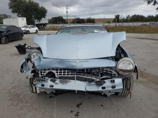 2004 Ford Thunderbird