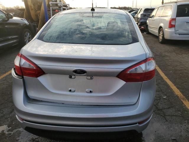 2015 Ford Fiesta SE