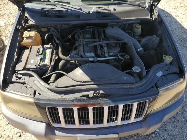 2004 Jeep Grand Cherokee Laredo