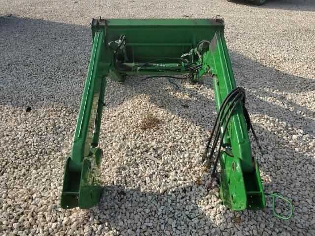 2021 John Deere 520M